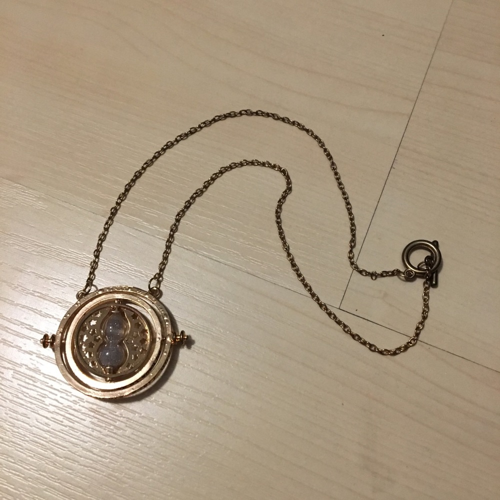 Time turner Harry Potter necklace